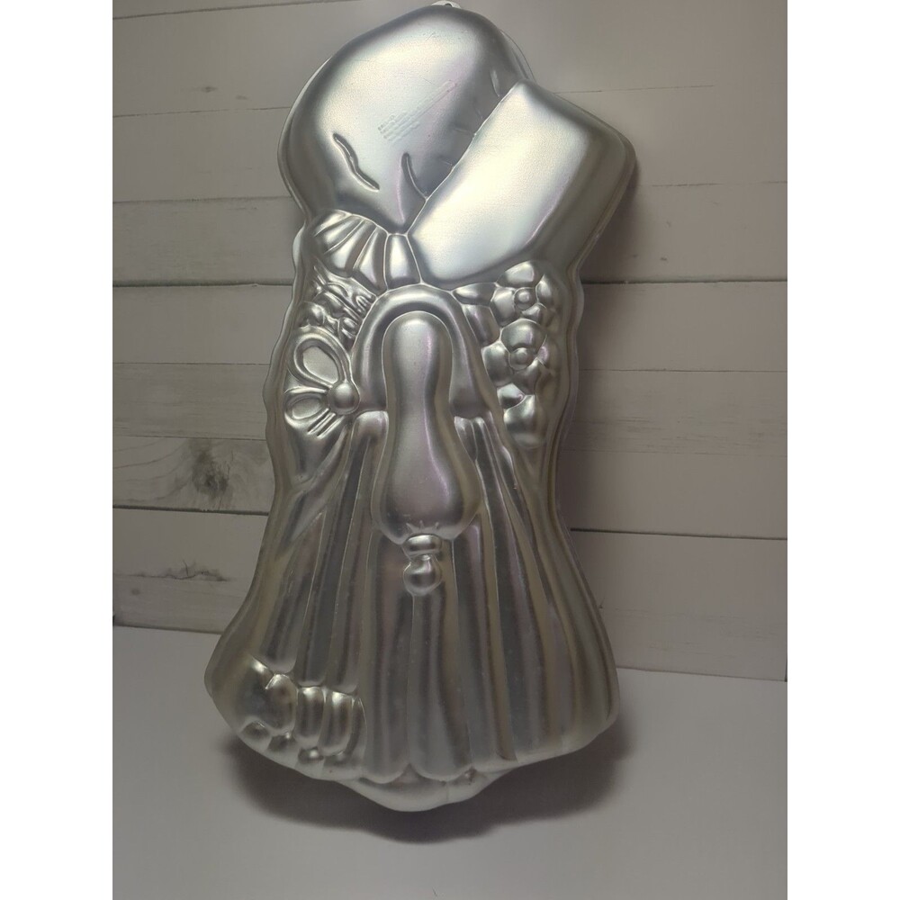 Vintage 1975 Wilton Holly Hobbie Aluminum Cake Pan Baking Mold #502-194